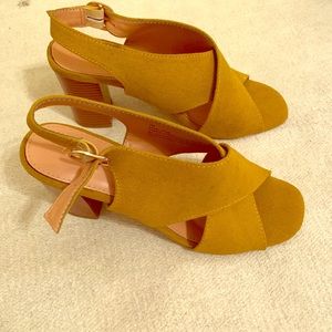 Brand new mustard colored heels...